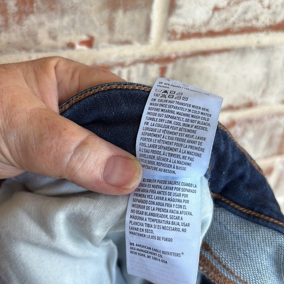 American Eagle Next Level Stretch Dark Wash
 Super High-Rise Jegging Jeans - Picture 10 of 10